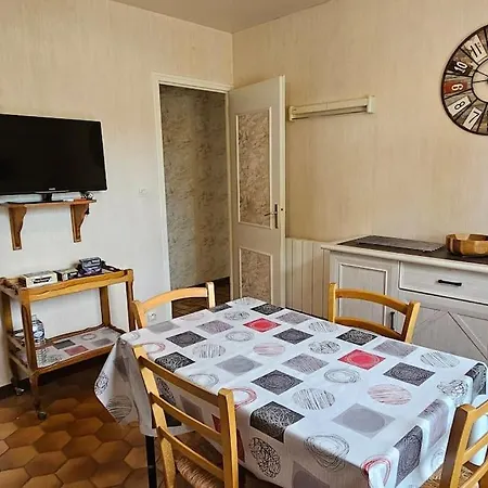 Nyaraló La Maison Bricquebetaise *